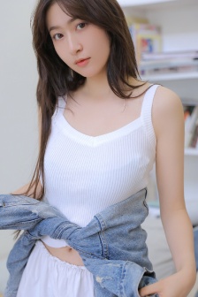 车后座挺进朋友人妻女友